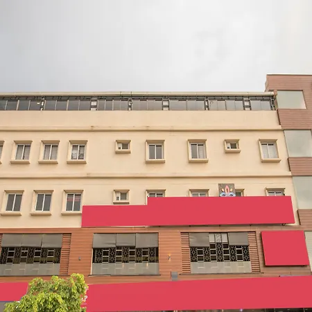 Oyo 7846 Hotel The Prince Gardenia